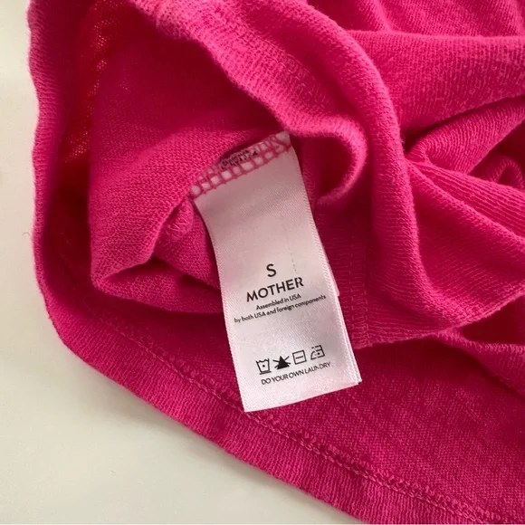 MOTHER Bright Pink Tee with Daisy and Confused Graphic - Picture 6 of 8